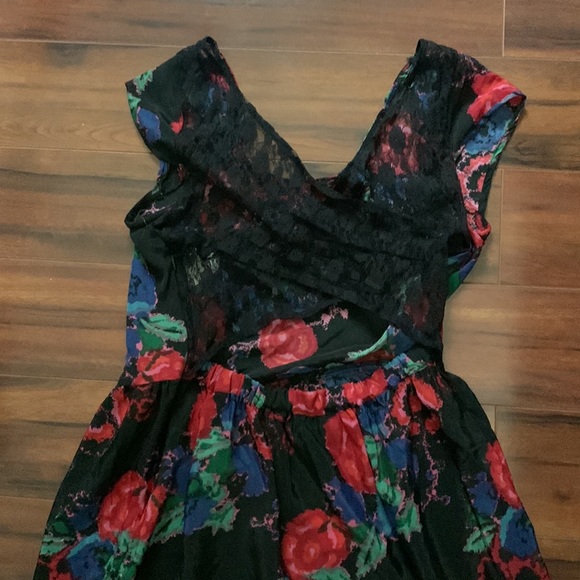 Angie dress - Picture 4 of 7